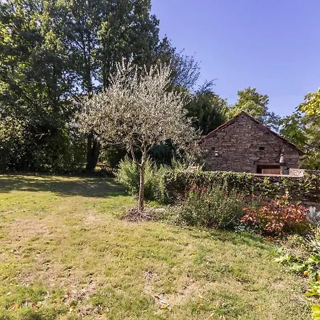 Rustique Avec Lit King-size, Salle De Bains Privee Et Petit-dejeuner Pres De Nantes. - Fr-1-306-1250 3*